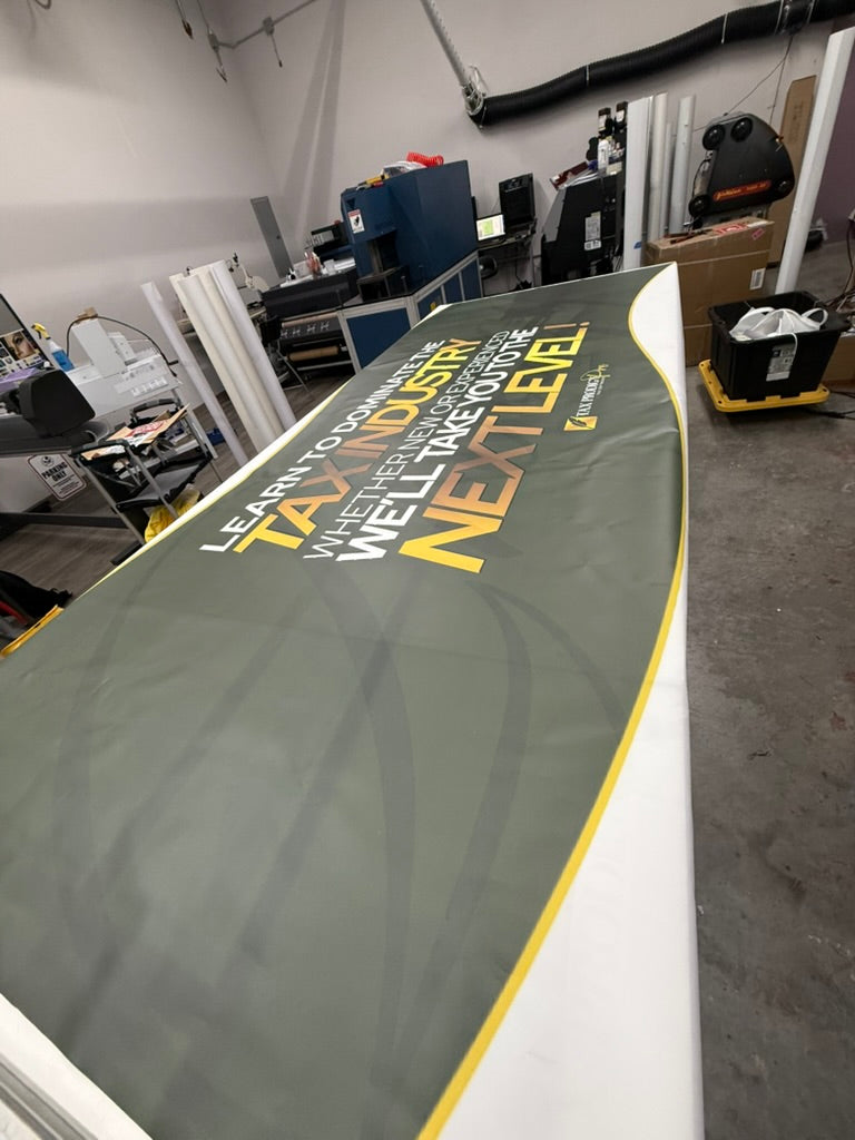 Custom Vinyl & Mesh Banners